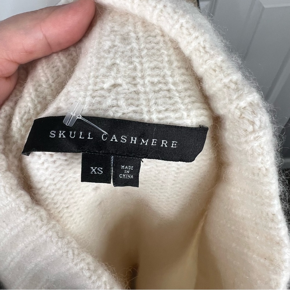 Sz XS Skull Cashmere 100% cashmere sweater with bell sleeves Preloved $395 MSRP - Picture 7 of 11